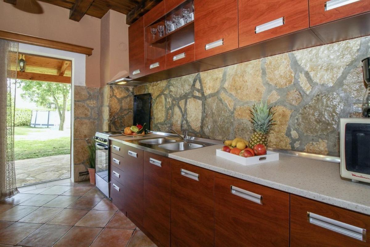 Dea In Kmeti Villa Zminj Ngoại thất bức ảnh